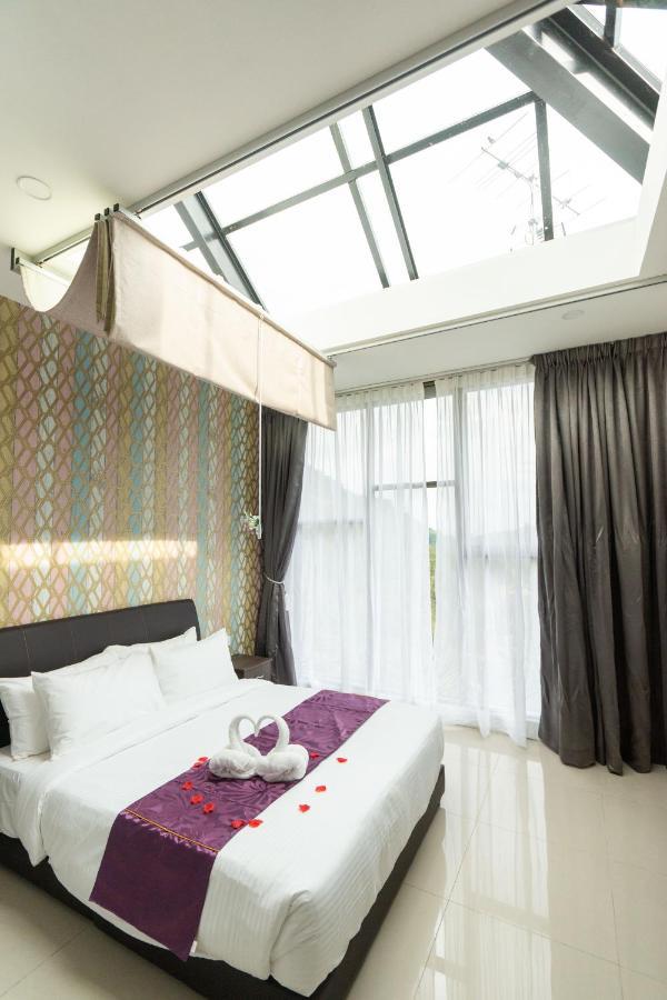 Rock Mountain Hotell Raub Exteriör bild